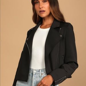 NWT Cute cropped black moto jacket